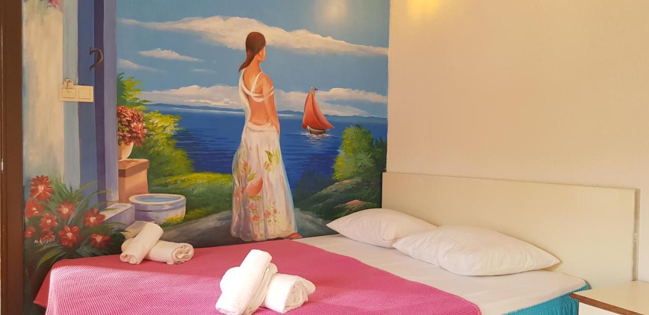 Hakan Hotel Битез Стая снимка