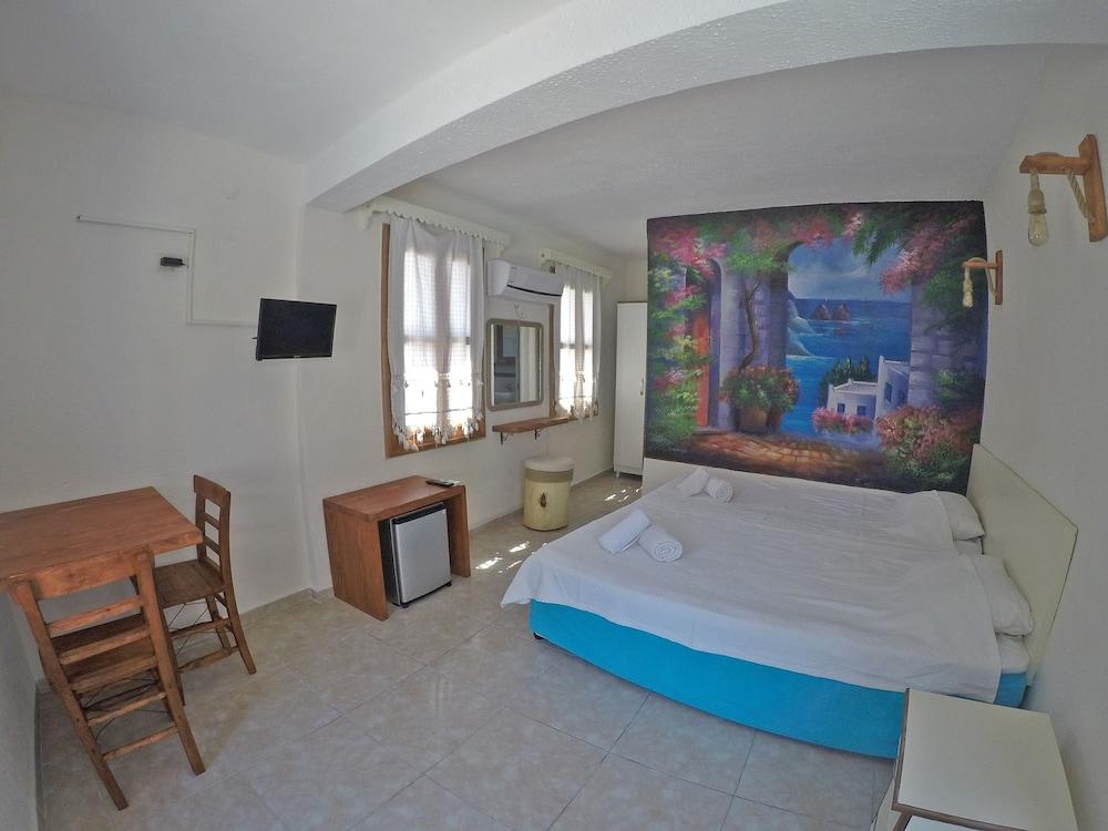 Hakan Hotel Битез Екстериор снимка