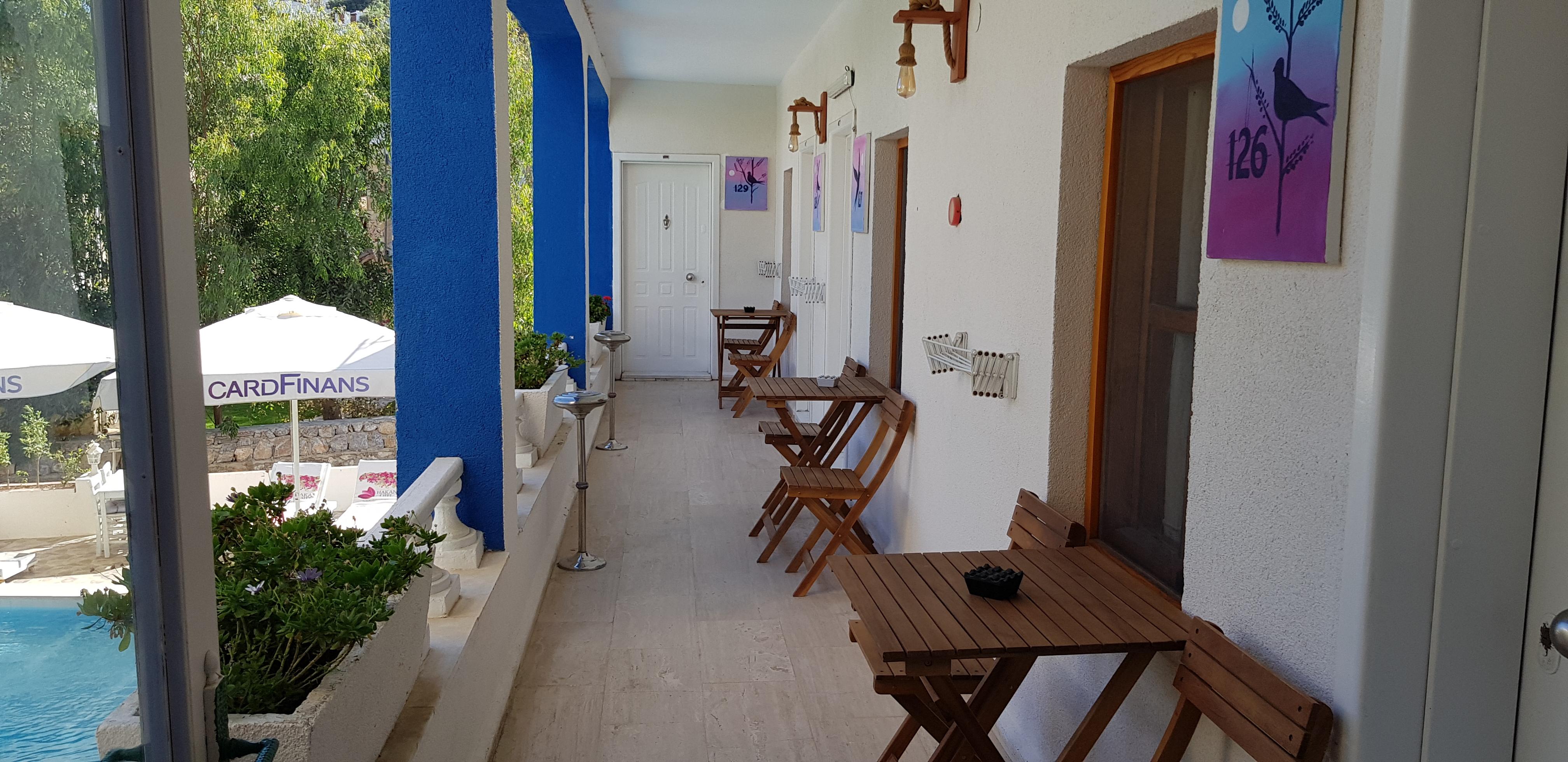 Hakan Hotel Битез Екстериор снимка