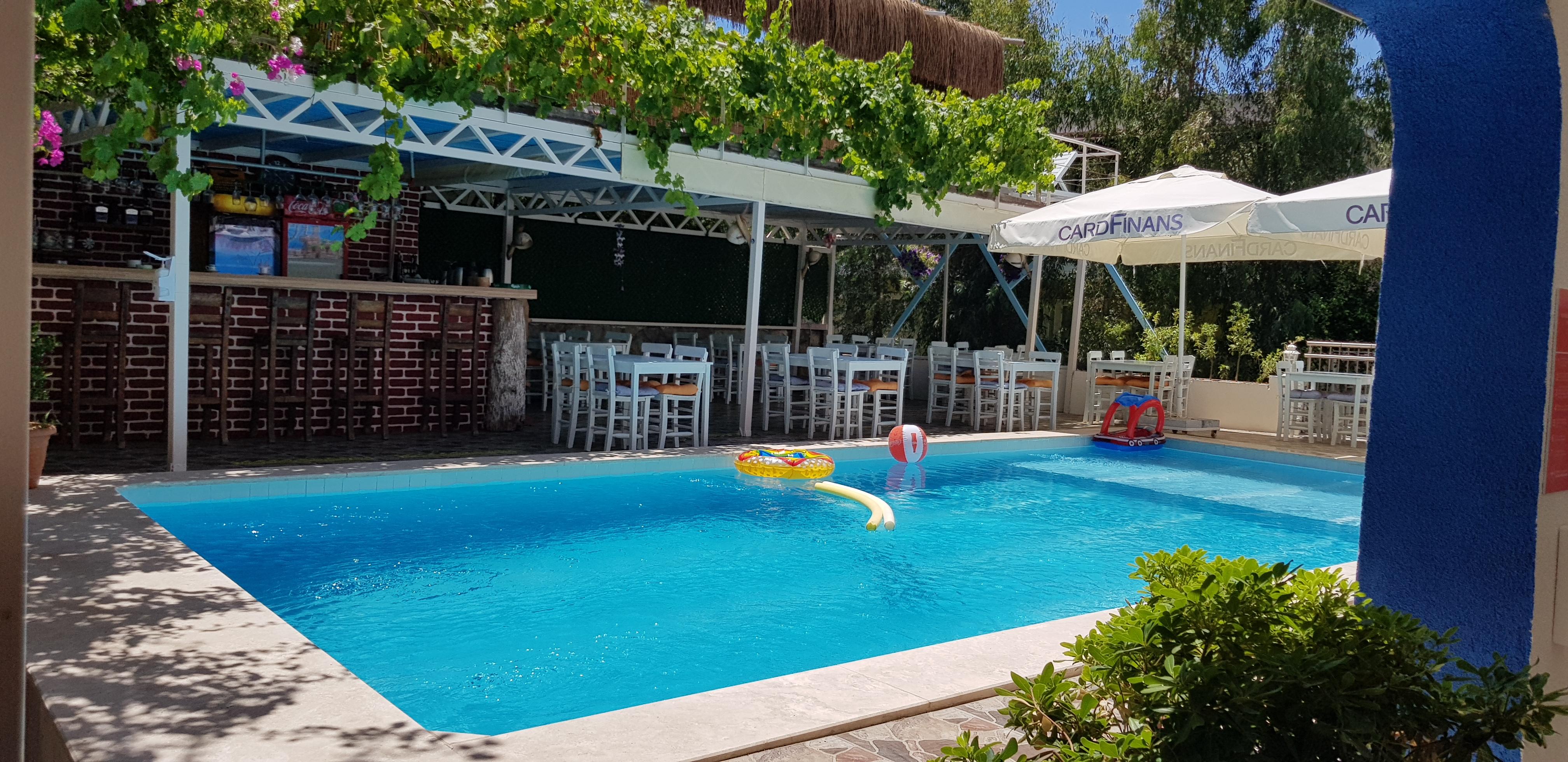 Hakan Hotel Битез Екстериор снимка