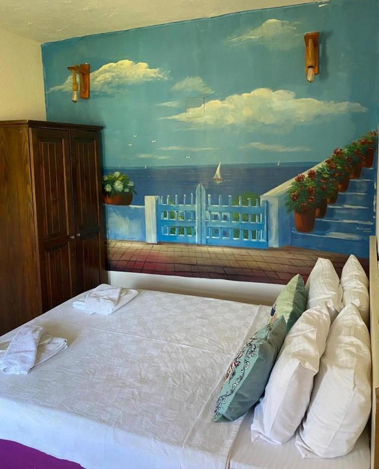 Hakan Hotel Битез Екстериор снимка