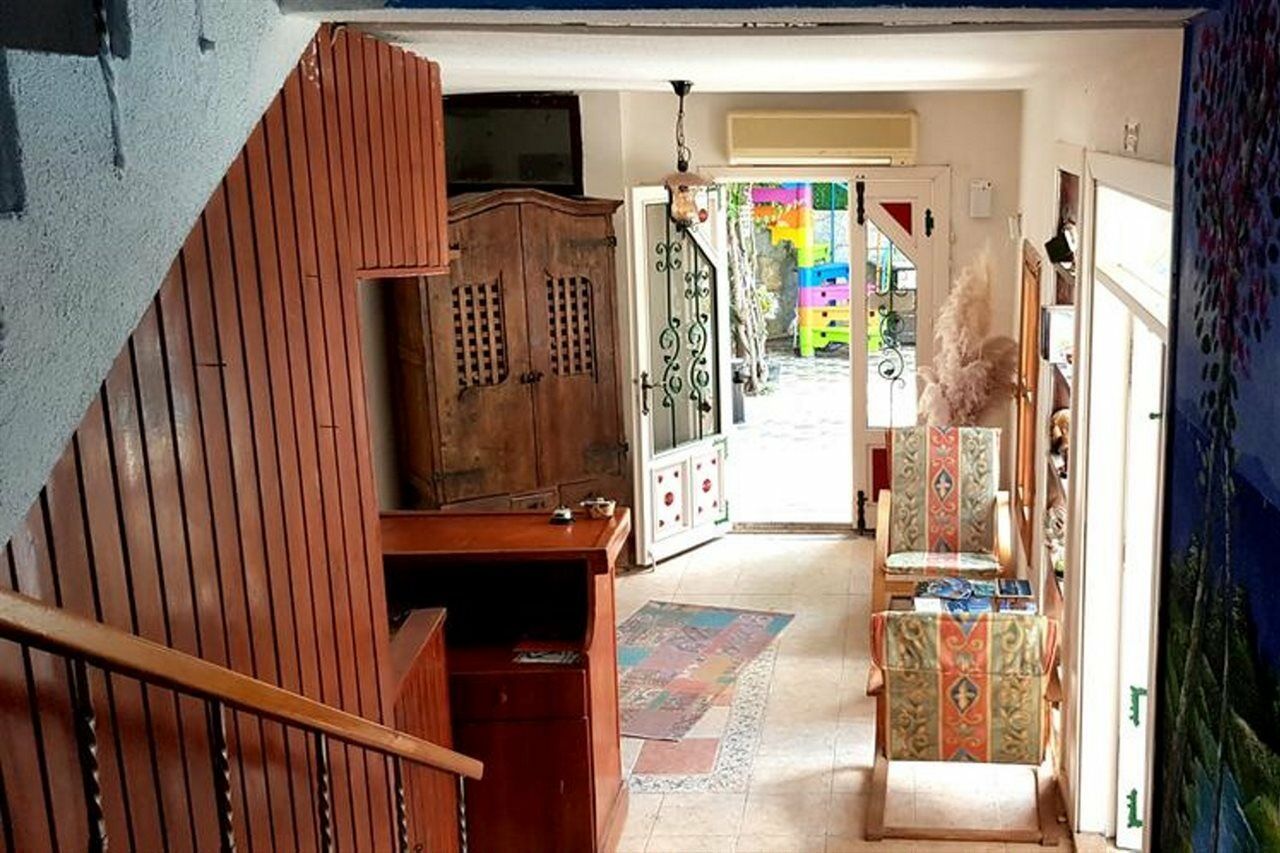 Hakan Hotel Битез Екстериор снимка